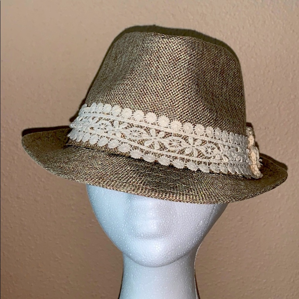 Hat NWOT